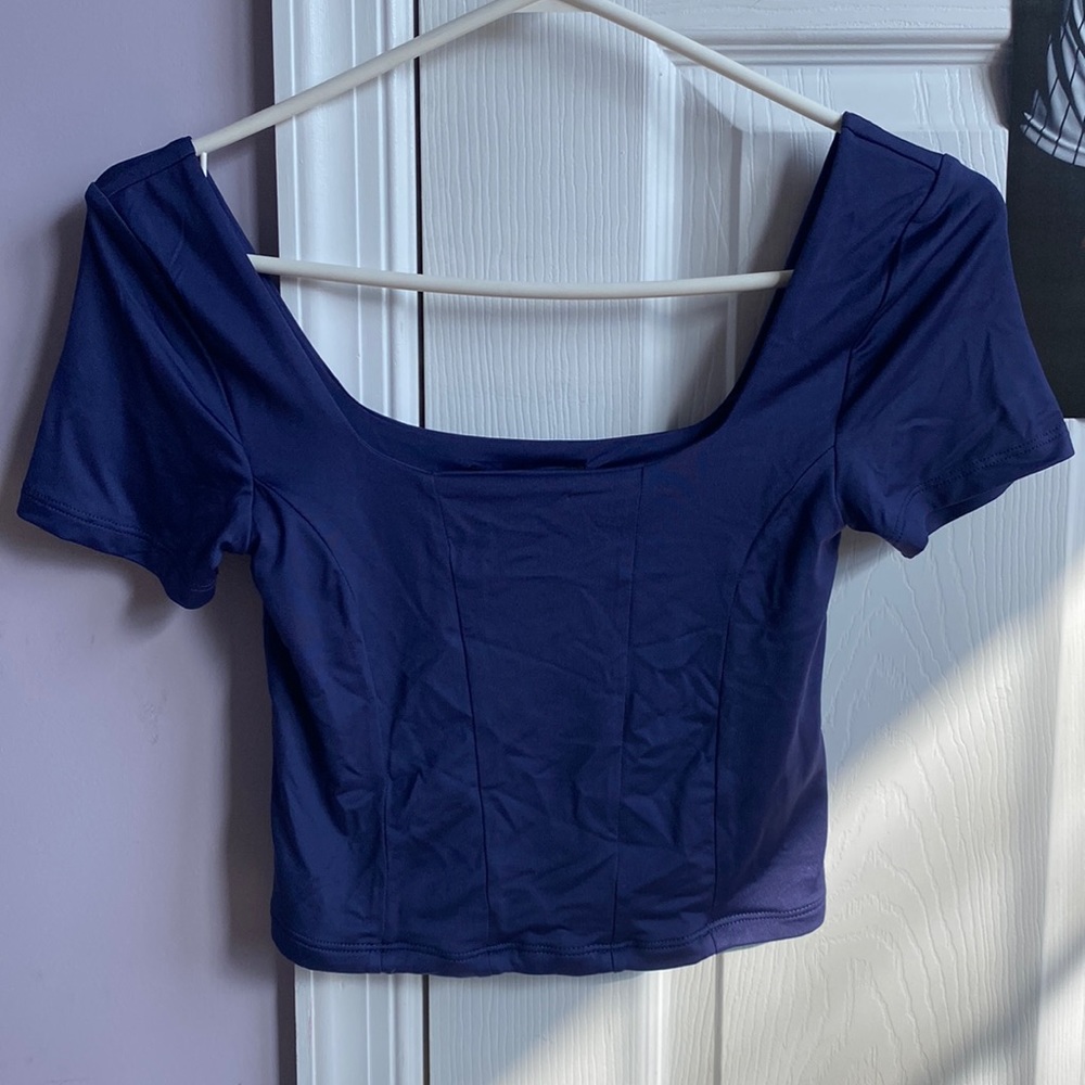 Forever 21 Women’s Small Navy Seamed Short Sleeve Crop Top